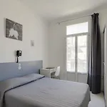 Au Tropico Hotel