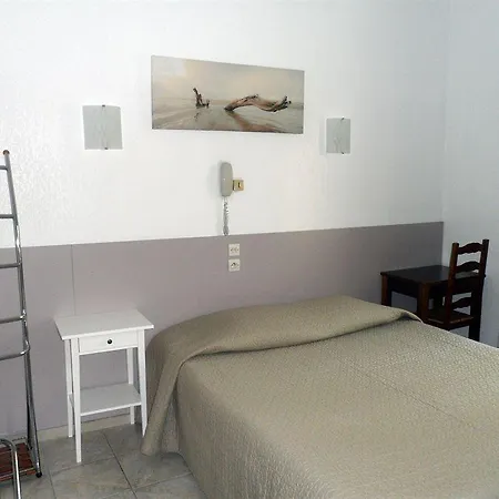 Отель Au Tropico