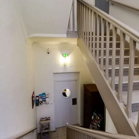 Отель Au Tropico