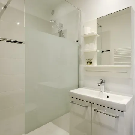 Отель Au Tropico 2*