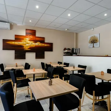 Отель Au Tropico