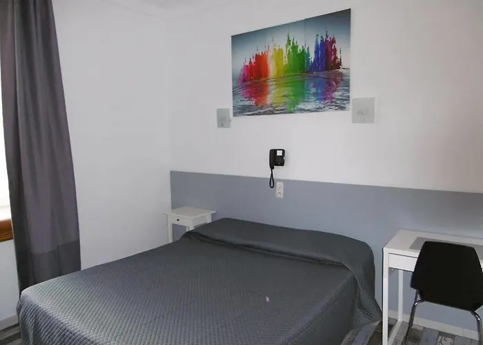 Au Tropico Hotel Juan-les-Pins