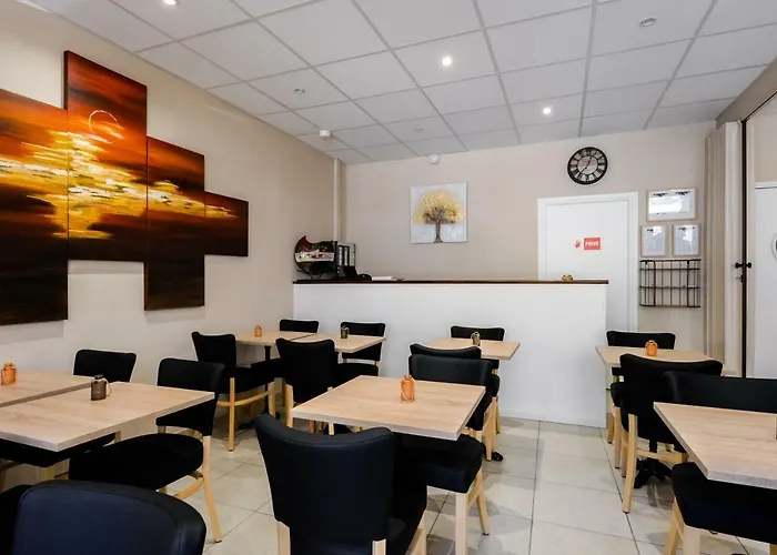 Au Tropico Hotel Juan-les-Pins